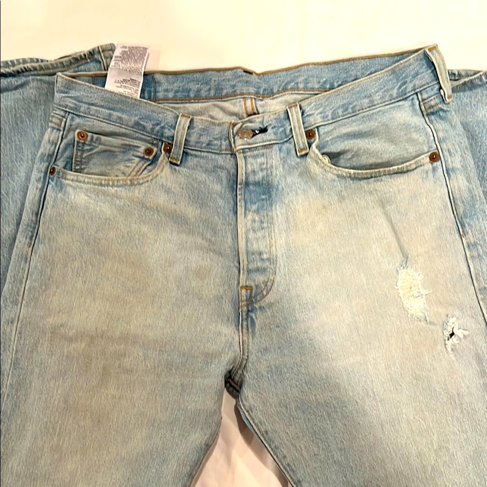 Levi's 501 button fly Blue Jeans with Vintage-Inspired Fade